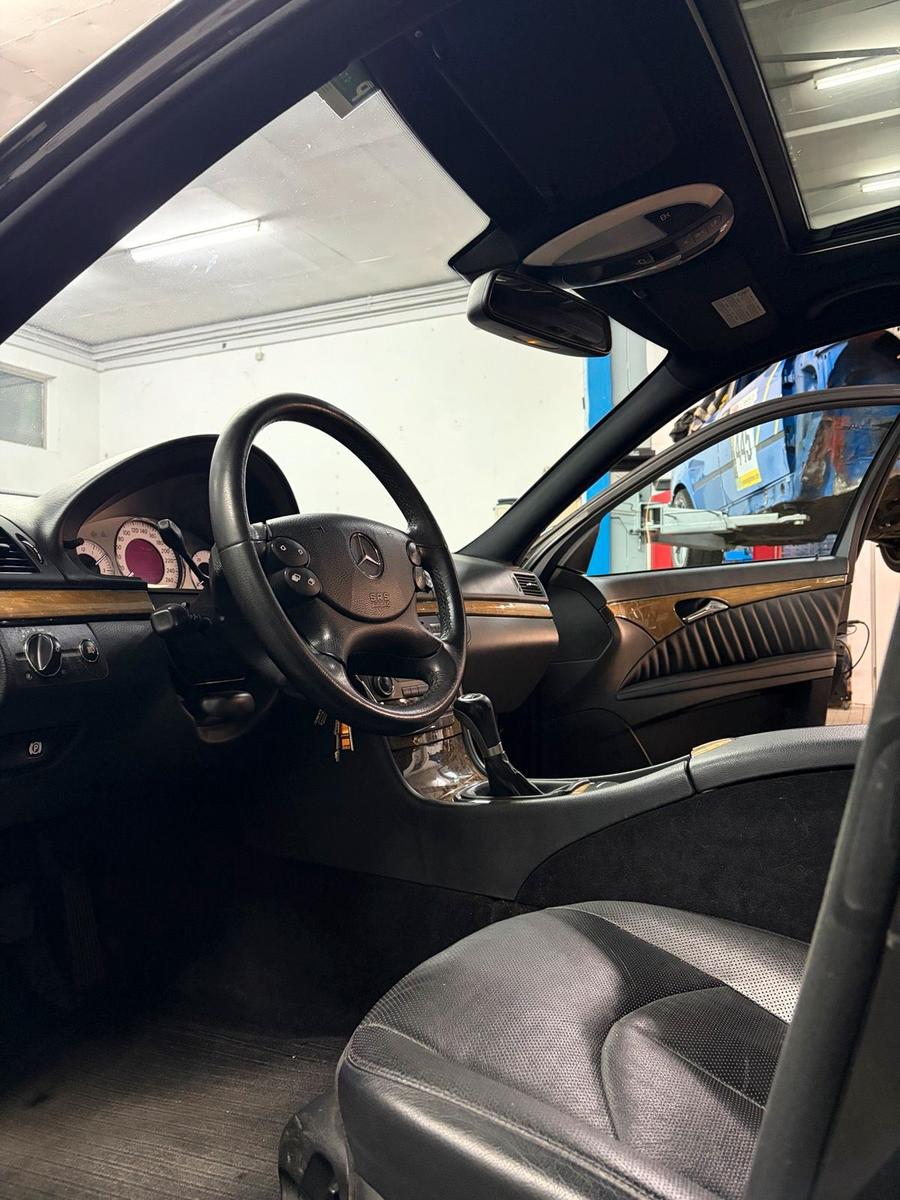 Mercedes-Benz E220 2007 — photo 14