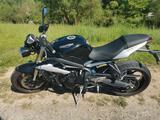 Triumph Street Triple 675 TOP gepflegt - TRIUMPH 675 STREET TRIPLE