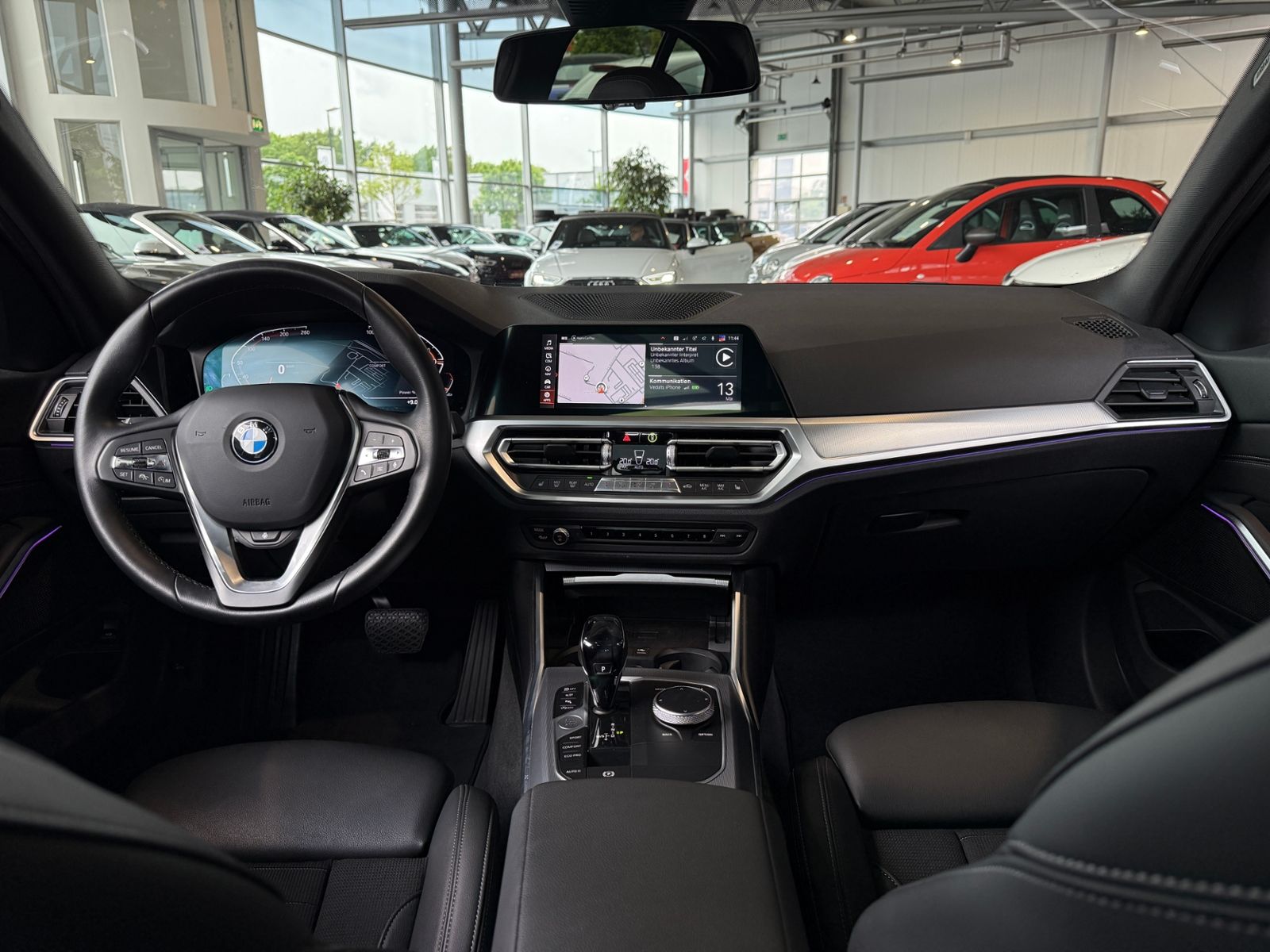 Fahrzeugabbildung BMW 320i  Sport Line GSD ACC HUD LASER 360°