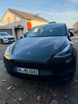 Tesla Model Y Performance Dual Motor AWD Performance - Tesla Model Y in Dortmund