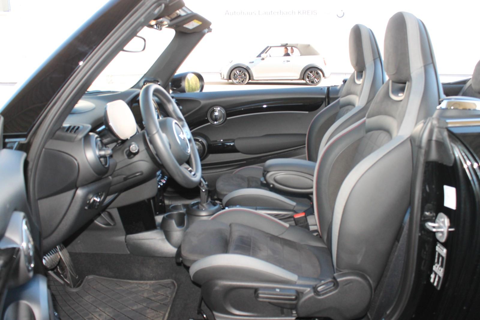 MINI Cooper S Cabrio JCW Trim NAVI, HUD, KAM, SHZ