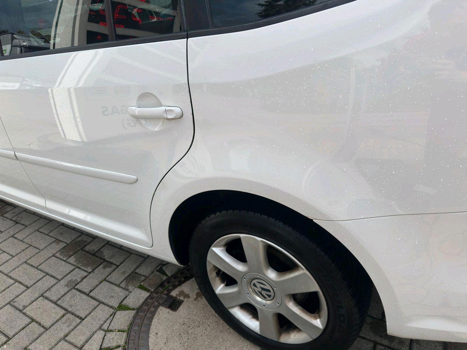 Volkswagen Touran 2013 — engine 110 HP (81kW)