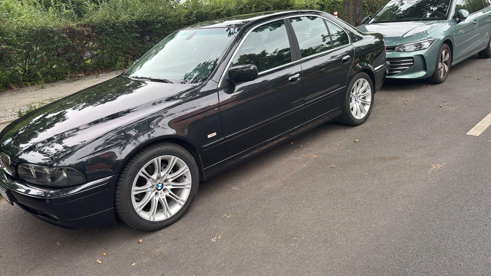BMW 520