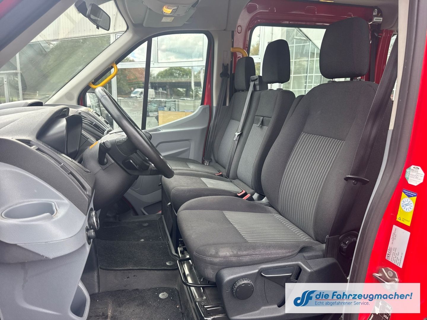 Fahrzeugabbildung Ford Transit Kombi 350 L3 Trend StandHZG *2881*EXPORT
