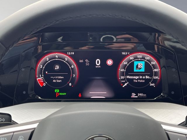 Golf VIII Variant Life 1.5 l eTSI DSG FACEL. LED