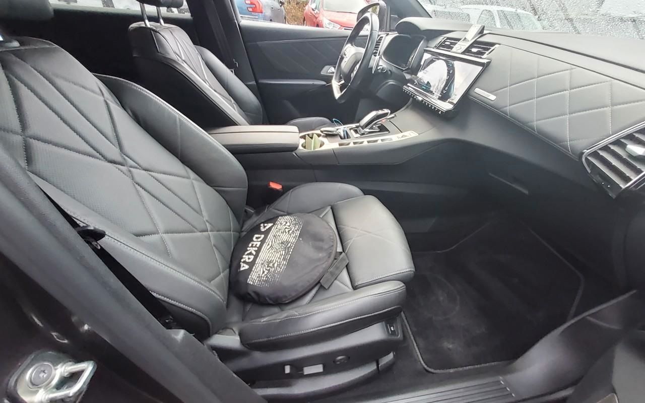 Fahrzeugabbildung DS Automobiles DS7 Crossback E-Tense 225 Rivoli Anhängerkupplun