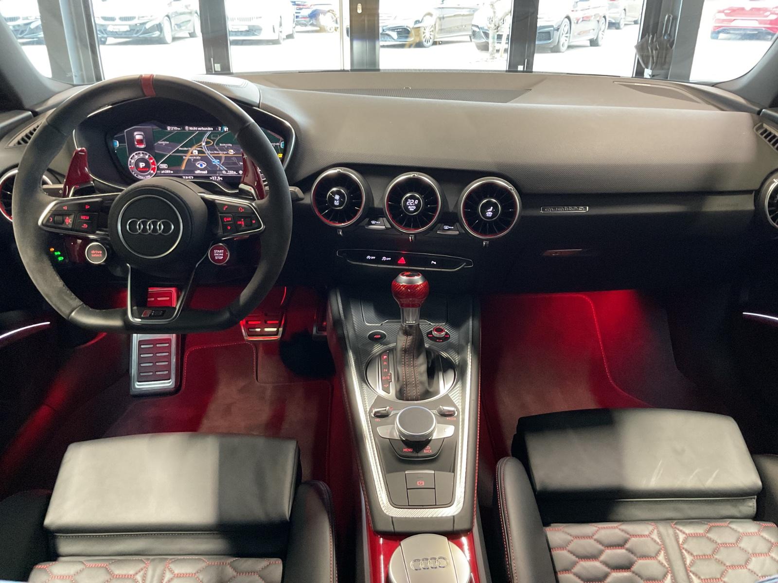Audi TT RS Coupe Akropovic B&O Matrix 440PS 280km/h