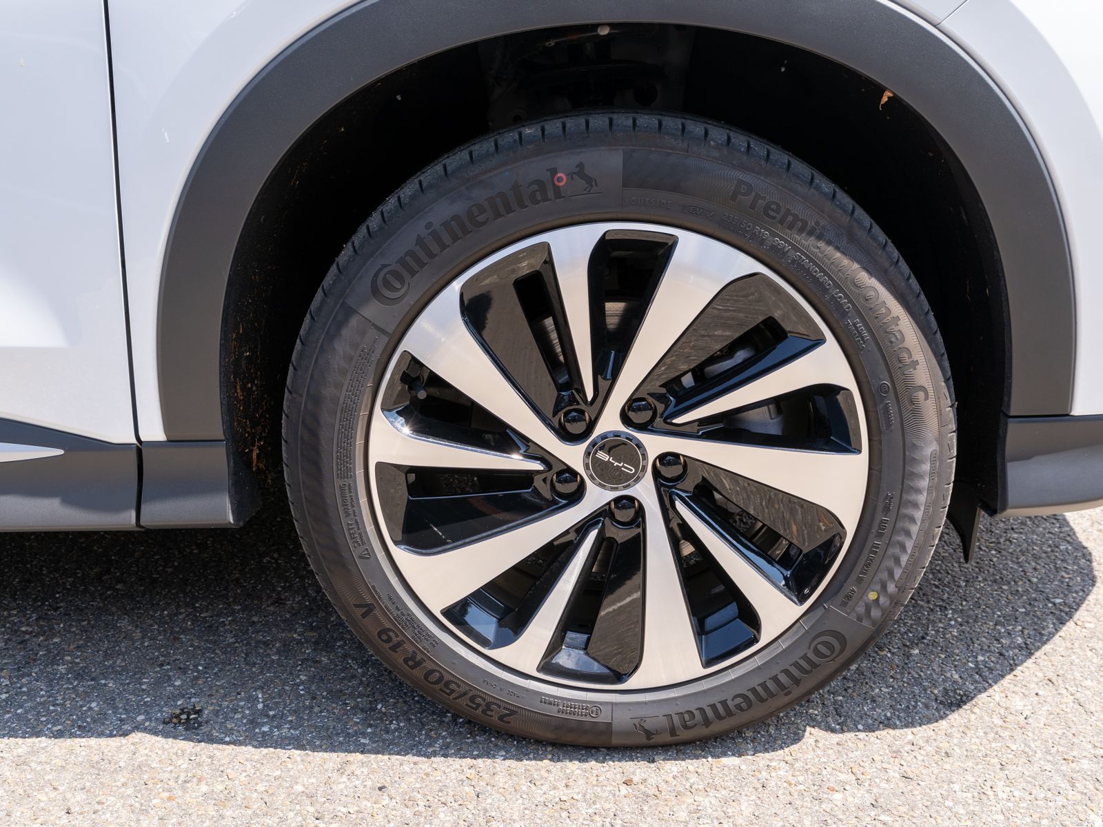BYD SEAL U
