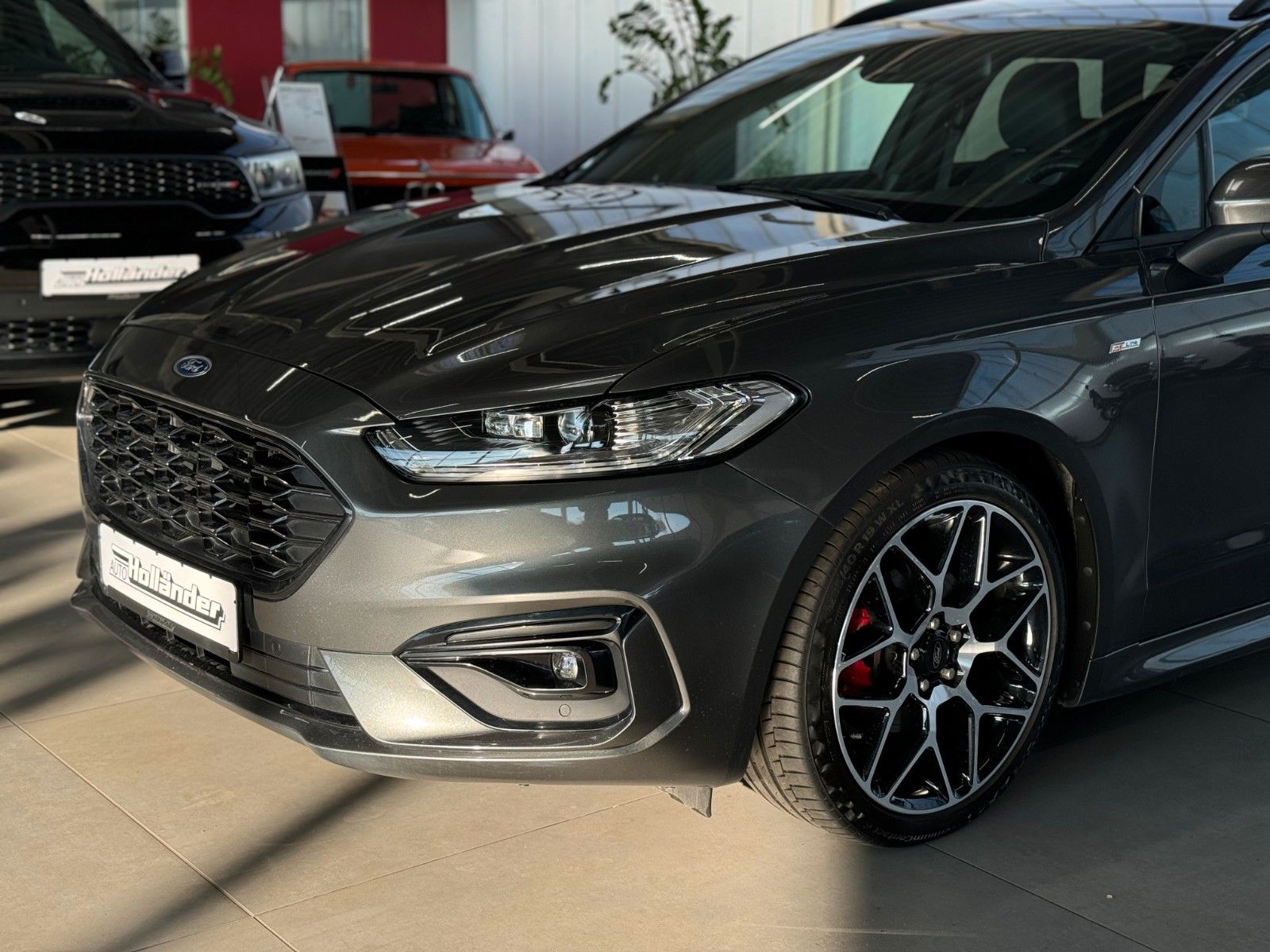 Fahrzeugabbildung Ford Mondeo Turnier 2.0 TDCI Automatik ST-Line "AHK"