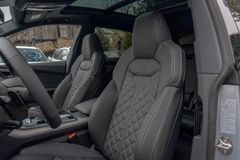 Audi Q8 – 19 / 24
