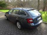 Skoda Octavia 1.4 TSI Style Combi Style BENZIN+AUTOGAS - mit LPG-Antrieb: Kombi