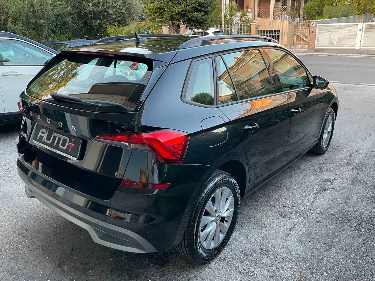 Skoda Karoq 1.0 TSI 110 CV Ambition imagem 3