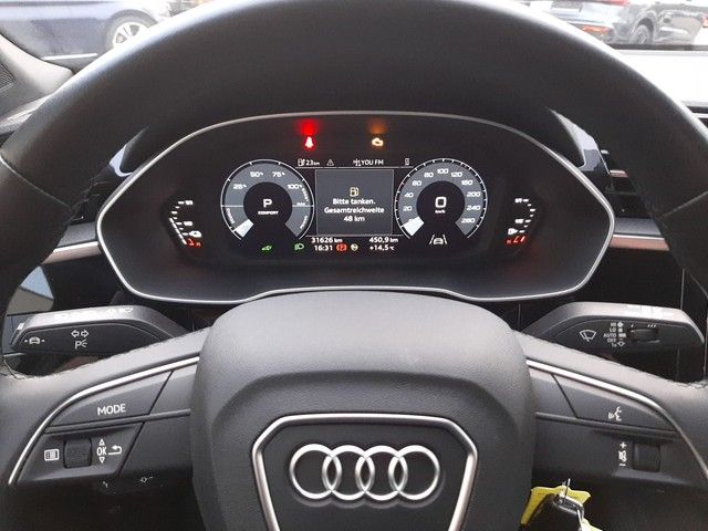 Fahrzeugabbildung Audi Q3 Sportback 45TFSIe Kamera Sportsitze 18" FSE