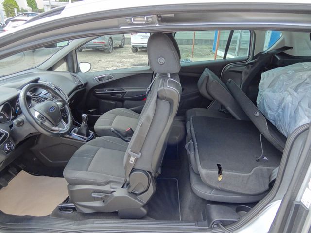 Fahrzeugabbildung Ford B-MAX Titanium/2.Hd/Navi/AHK/SitzH/Kamera/74TKM/