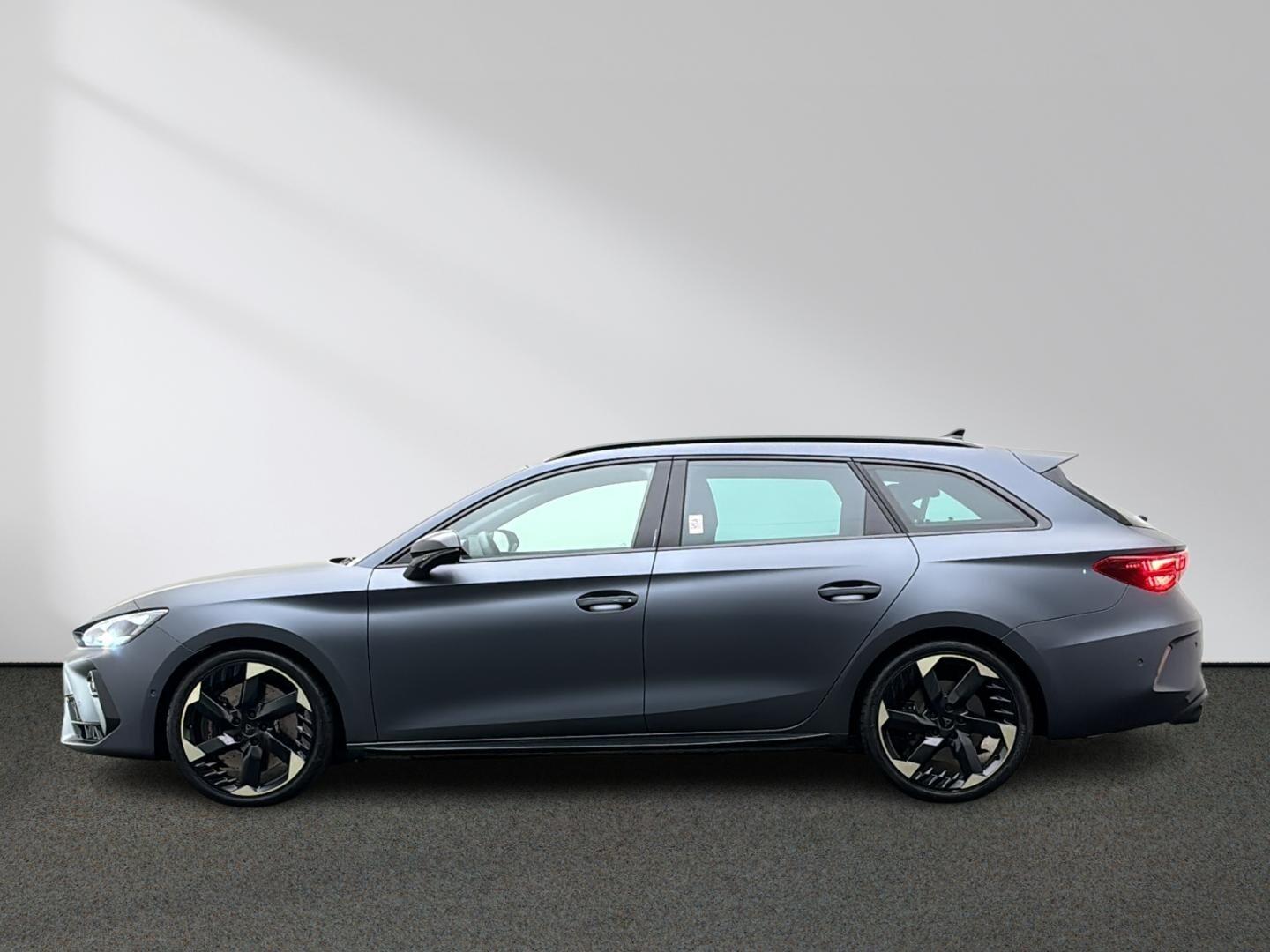 Cupra Leon Sportstourer 2.0 TSI VZ DSG Tribe Edition