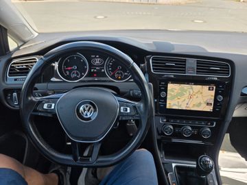 Volkswagen Golf - 7