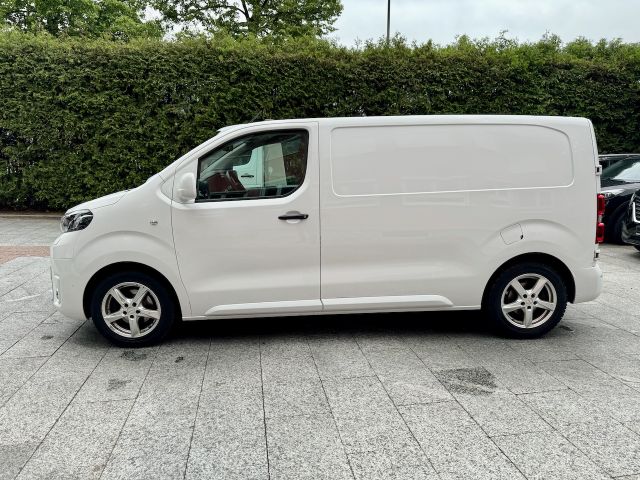 Toyota Proace L1 Kasten 1.5 D-4D Meister *Navi*AHK*Hage