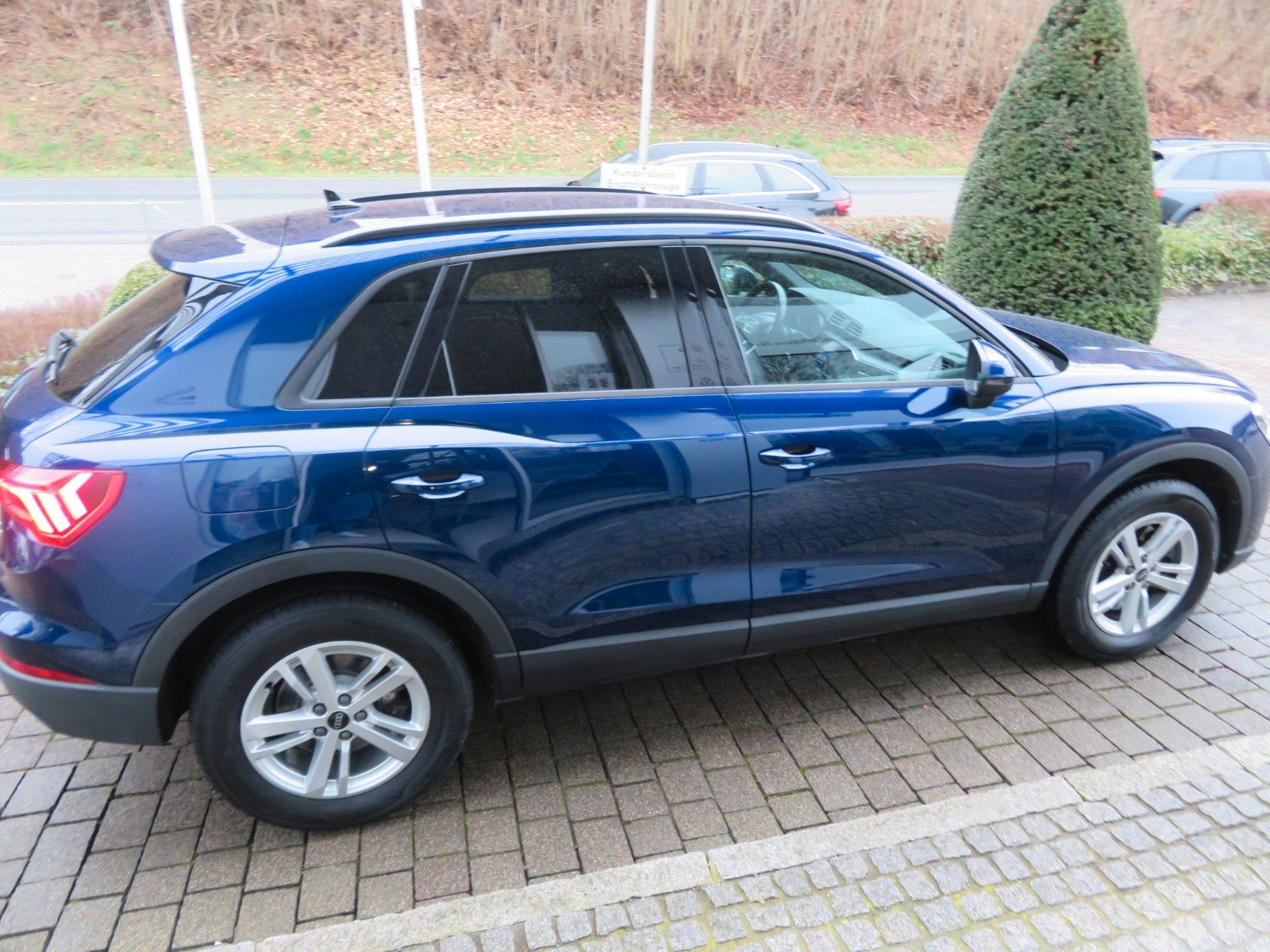 Audi Q3 TFSI e foto 10