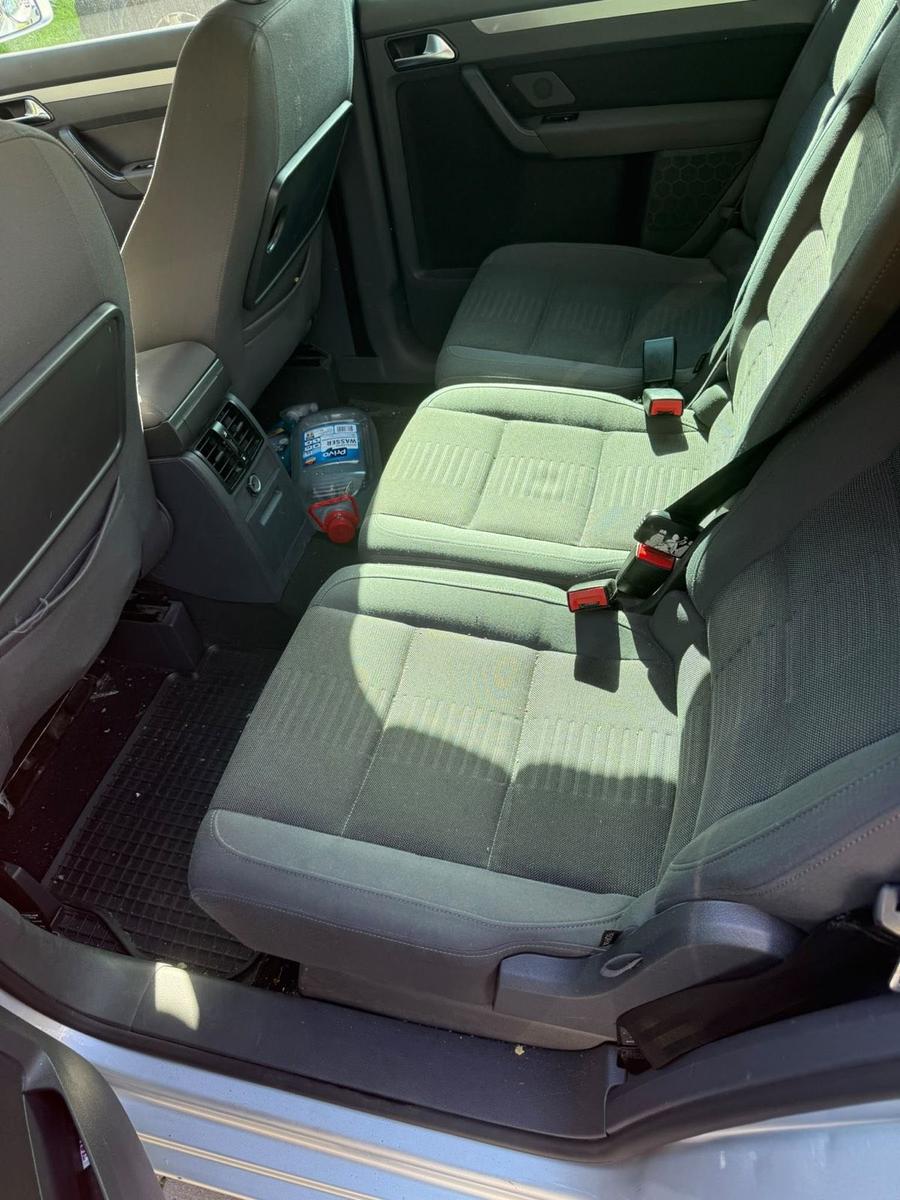 Volkswagen Touran 2006 — photo 7