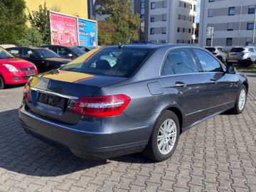 Mercedes E 250 - 4