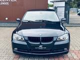 BMW 320i Aut. Lim. PDC - gebrauchte BMW 320 aus dem Jahr 2006