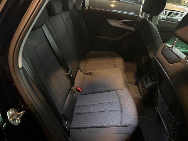 Fahrzeugabbildung Audi A4 Lim. 35 TFSI*BUSINESS*MMI PLUS*CONNECT*SHZ