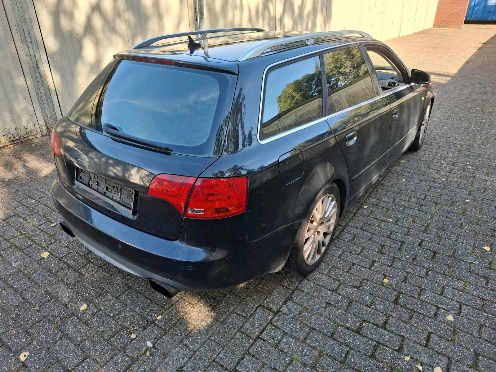 Audi A4 2005 — interior