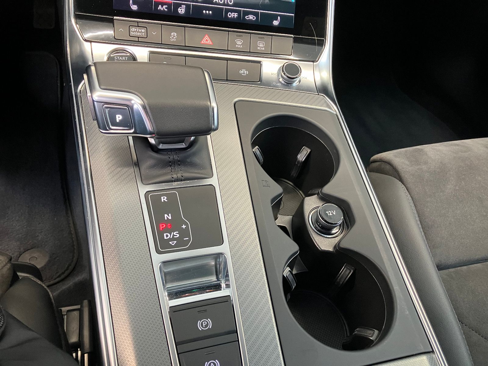 Audi A6 Avant 45 TDI quattro design foto 24