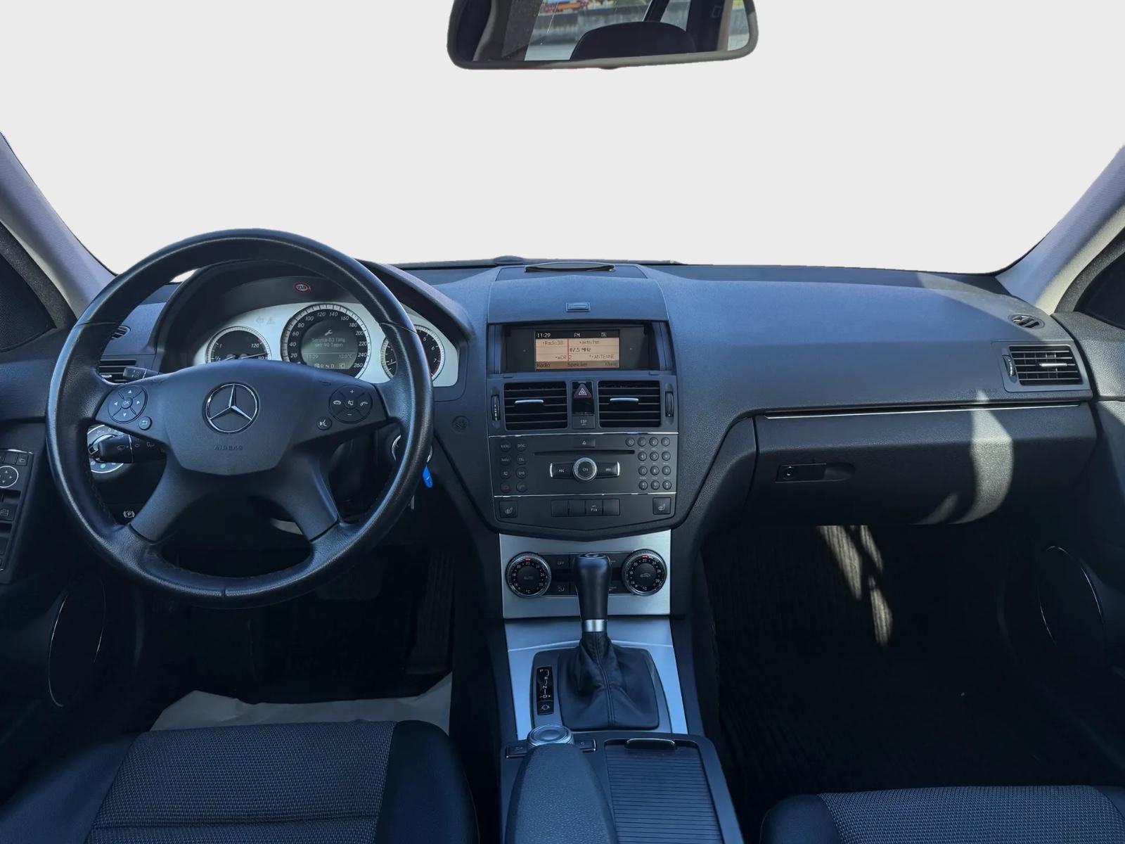 Mercedes-Benz C180 2008 — photo 14