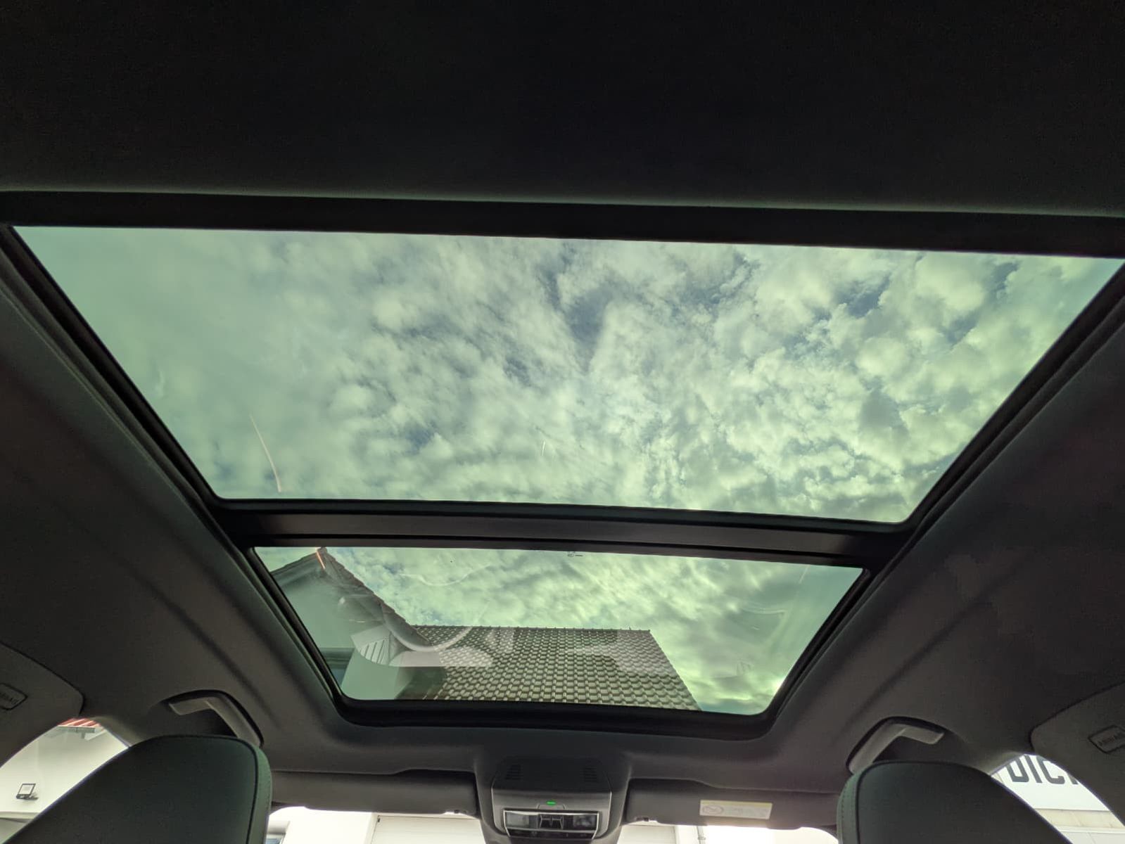 Fahrzeugabbildung CUPRA Terramar 2.0 TSI 4D VZ HUD*MATRIX*PANO*DCC*20"