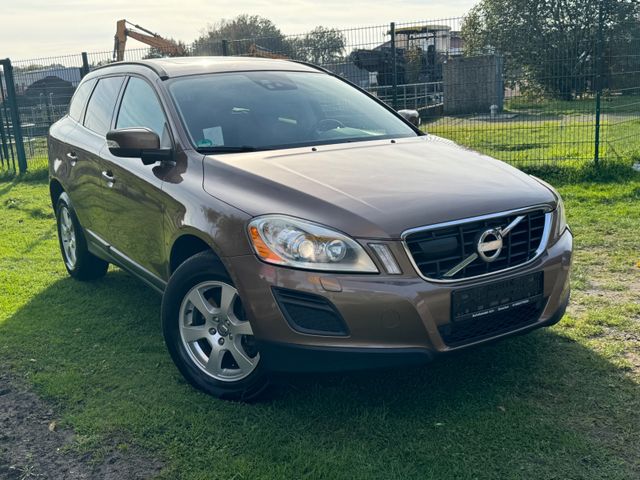 Volvo XC60*Momentum*2WD*SHZ*Klima*TOP