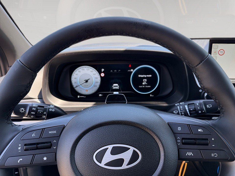 Fahrzeugabbildung Hyundai i20 1.0T 90PS DCT Blackline