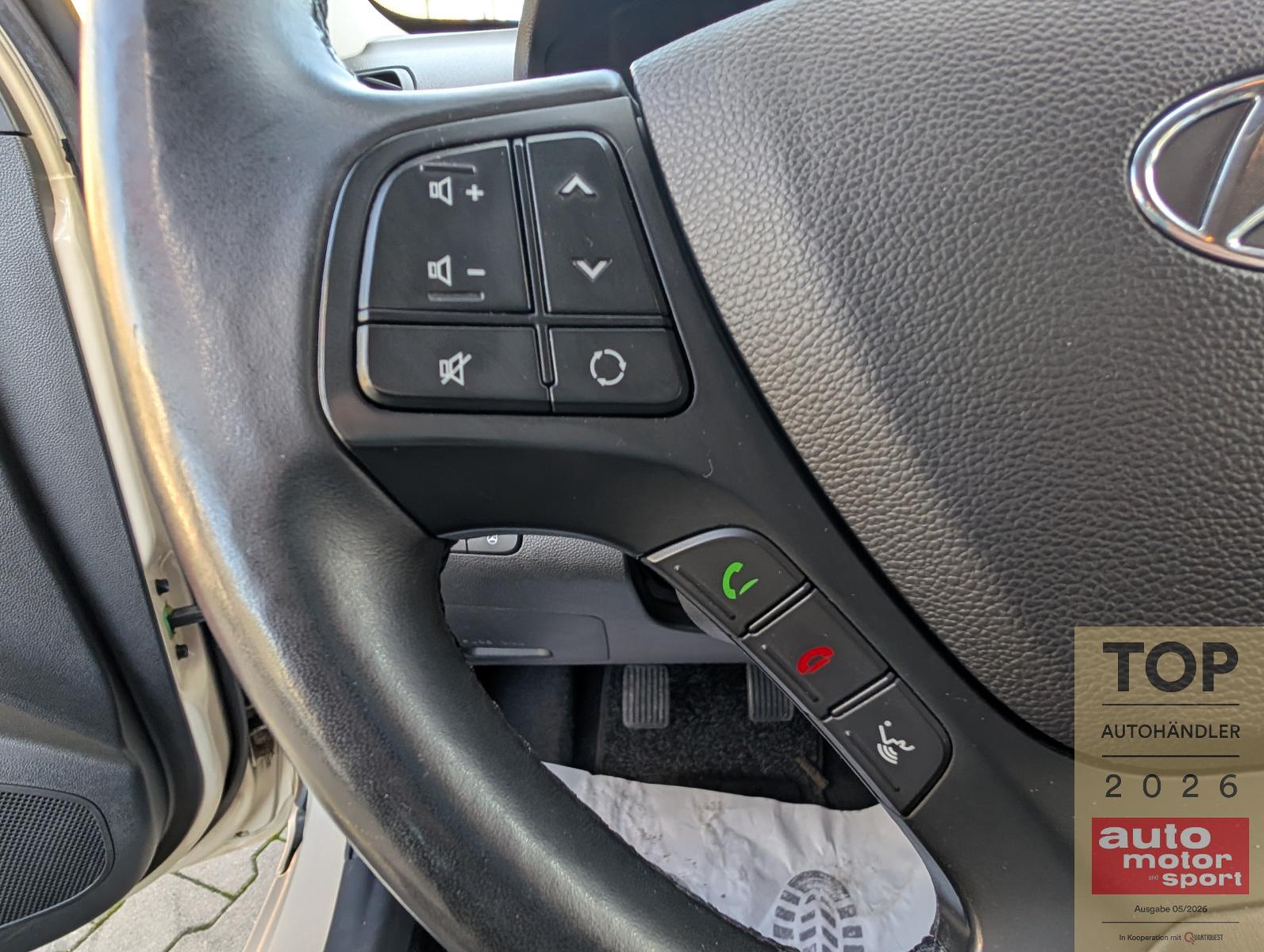 Hyundai i10 1.2 FIFAWorldCup*2Hd*5-Trg*Temp*Shz*Garantie