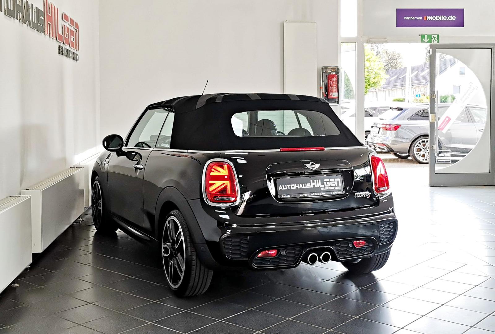 MINI Cooper S Cabrio JCW Aut.*R.Kam*HeadUp*Navi*H&K