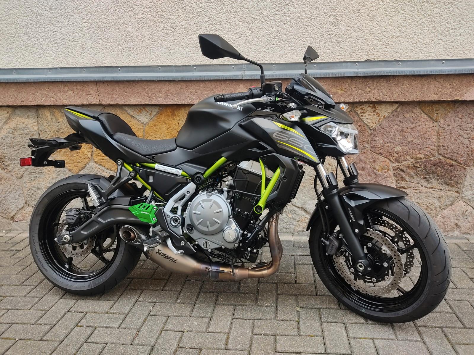 Kawasaki TOP Zustand - Sportauspuff AKRAPOVIC