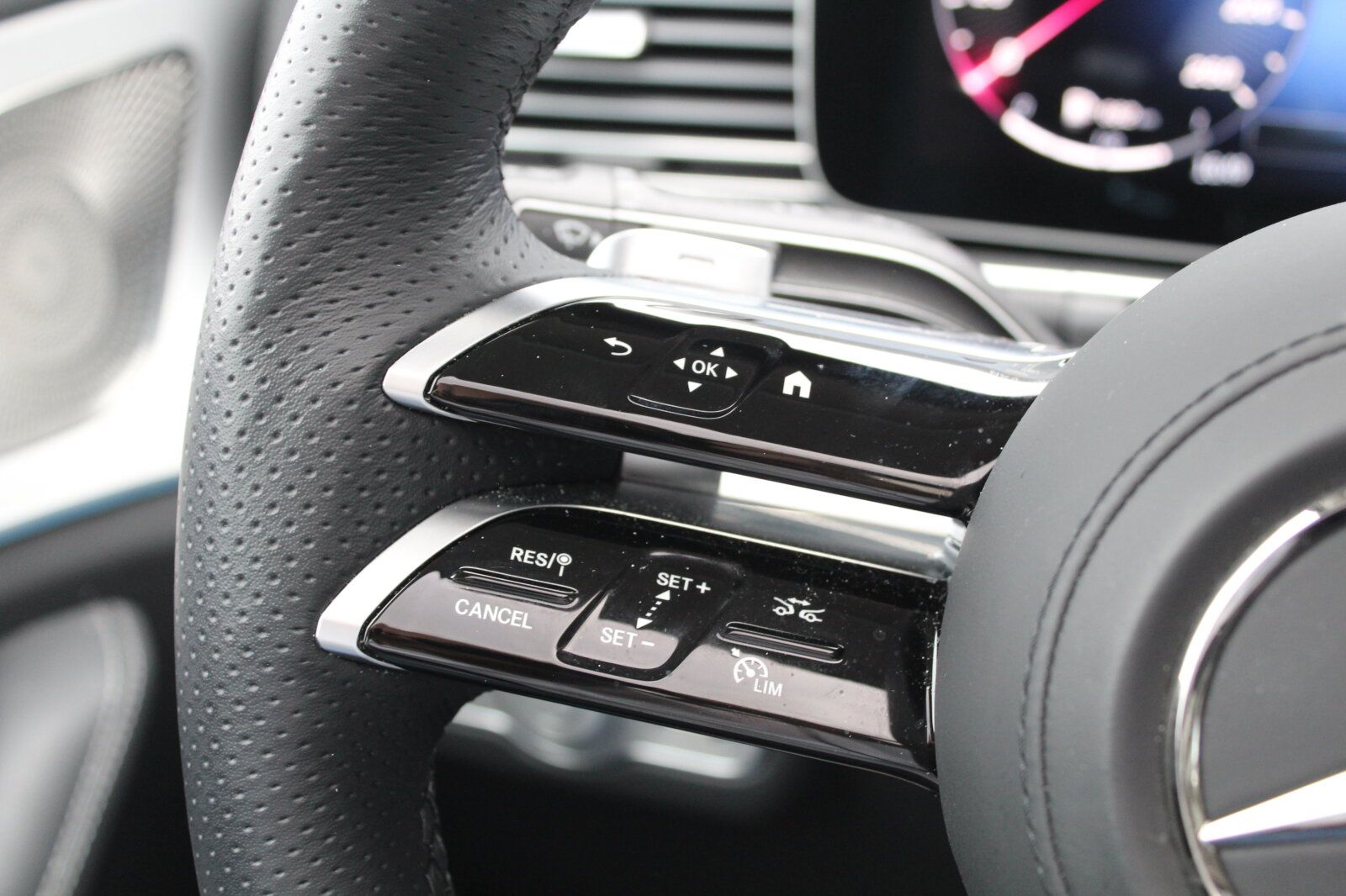 Mercedes-Benz GLE 300 d 4M AMG AHK PANO BURMESTER MULTIBEAM foto 15