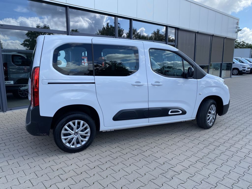 Fahrzeugabbildung Citroën Berlingo MPV M PureTech 110 FEEL *Keyless*Klimaa
