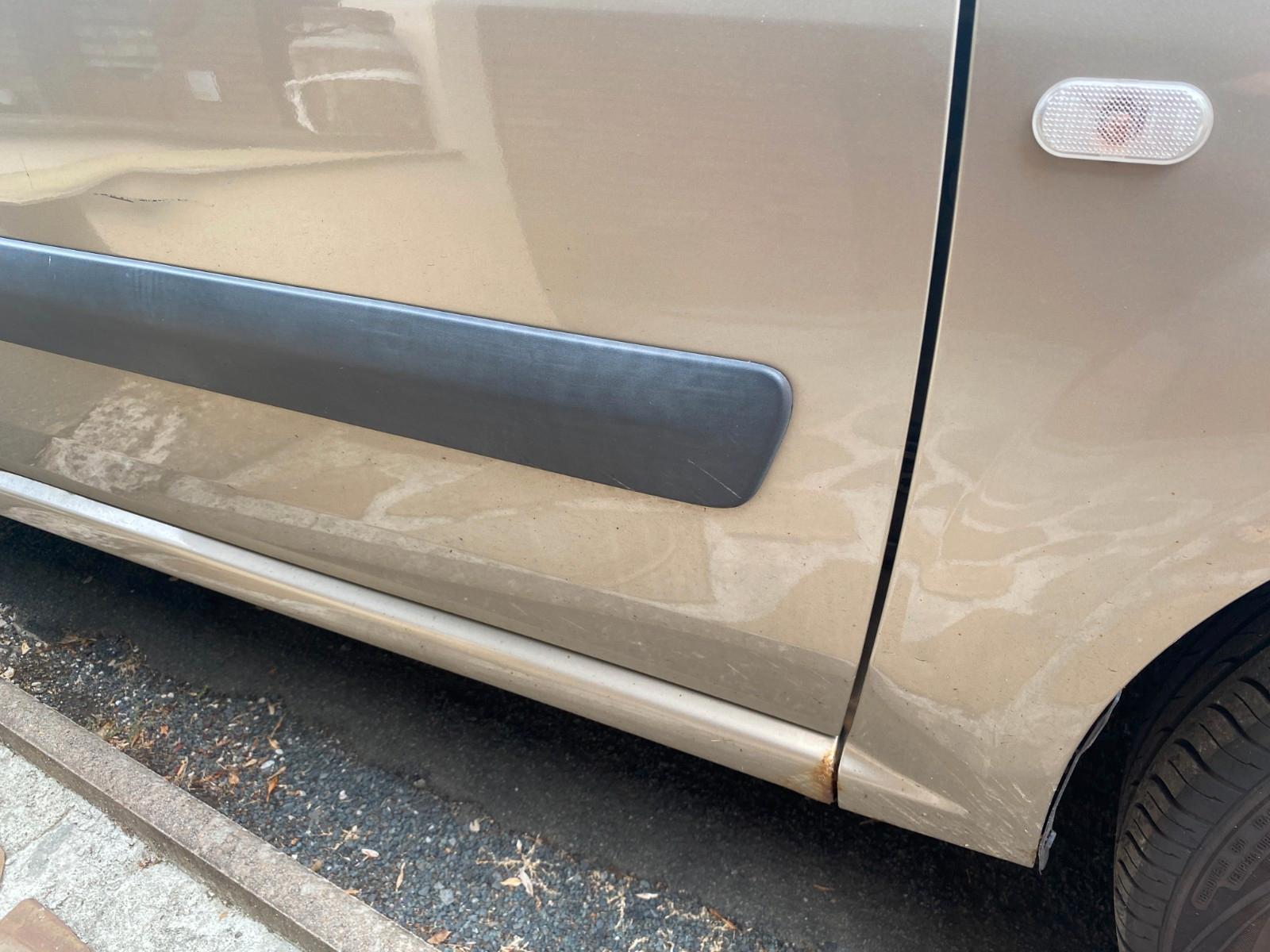 Dacia Logan 2009 — photo 12