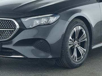 Mercedes E 200 - 3