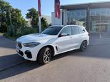 BMW X5 xDrive40i - - BMW X5 in Stuttgart