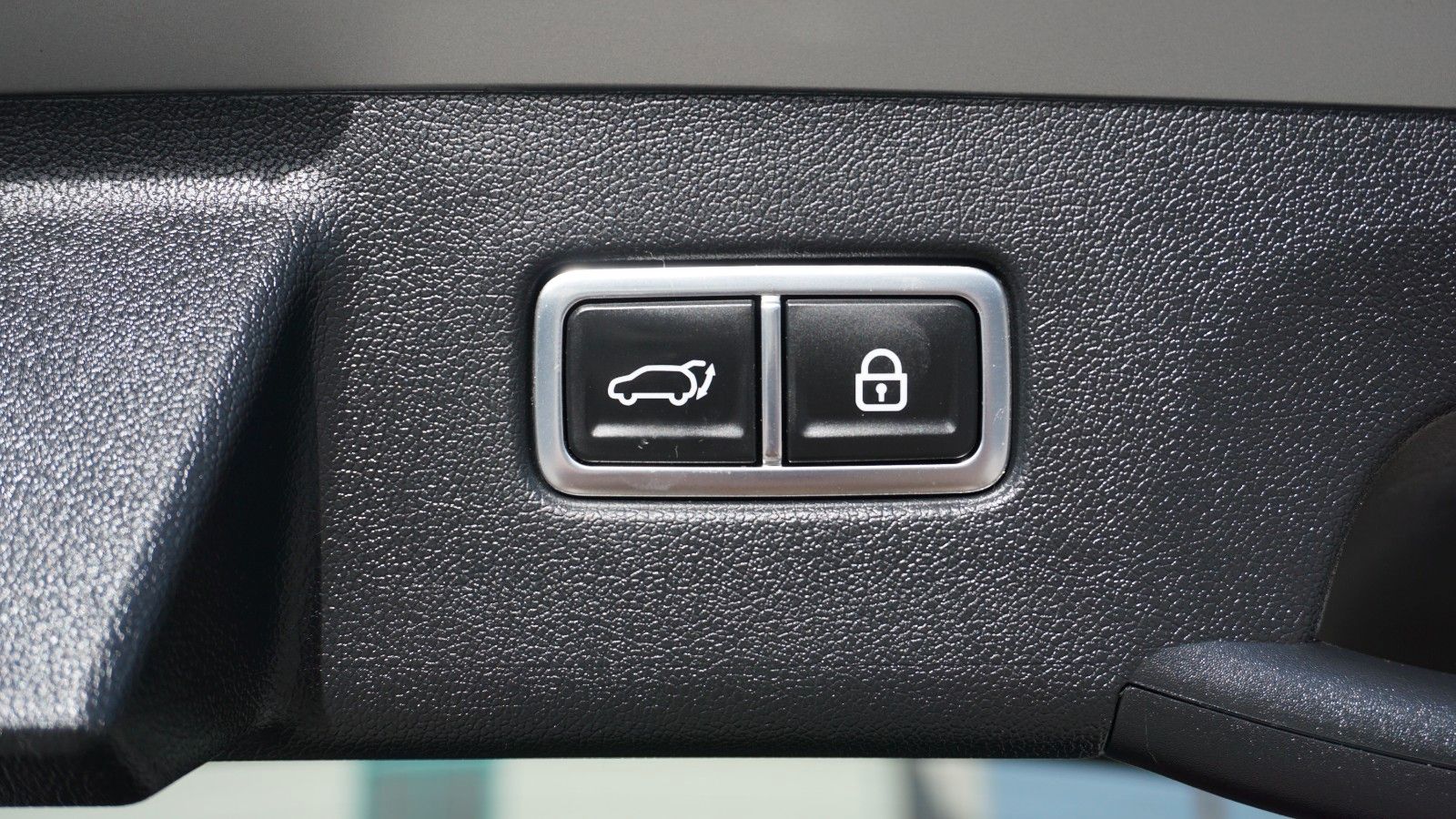 Fahrzeugabbildung Kia Sorento Platinum 4WD,Pano,Kamera,Navi,Leder,Bose