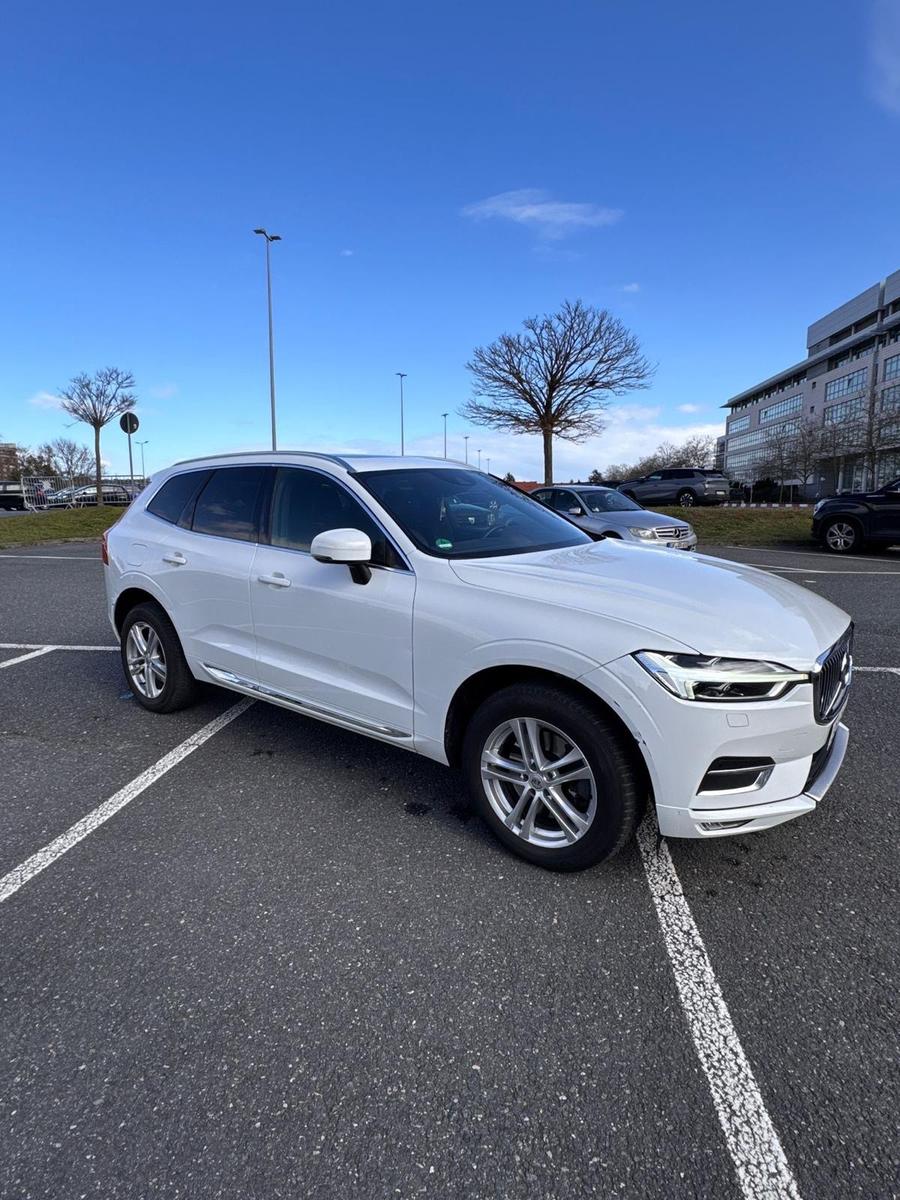 Volvo XC60 Inscription AWD*MASSAGE*PANO*HARMANK