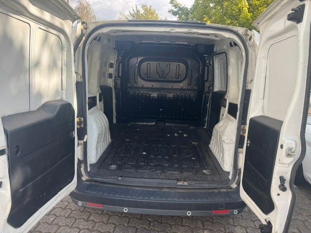 Fahrzeugabbildung Fiat Doblo Doblò SX Kasten