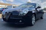 Alfa Romeo Giulietta Turismo Aut. EURO6. 1 Hand - Alfa Romeo Giulietta mit Benzin-Antrieb: Automatik