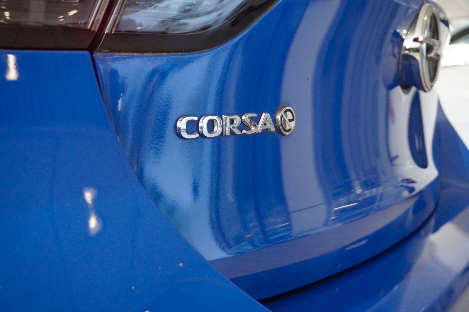 Fahrzeugabbildung Opel Corsa-e F ULTIMATE 3-PHASIG NAVI/LED/KAMERA/DAB+