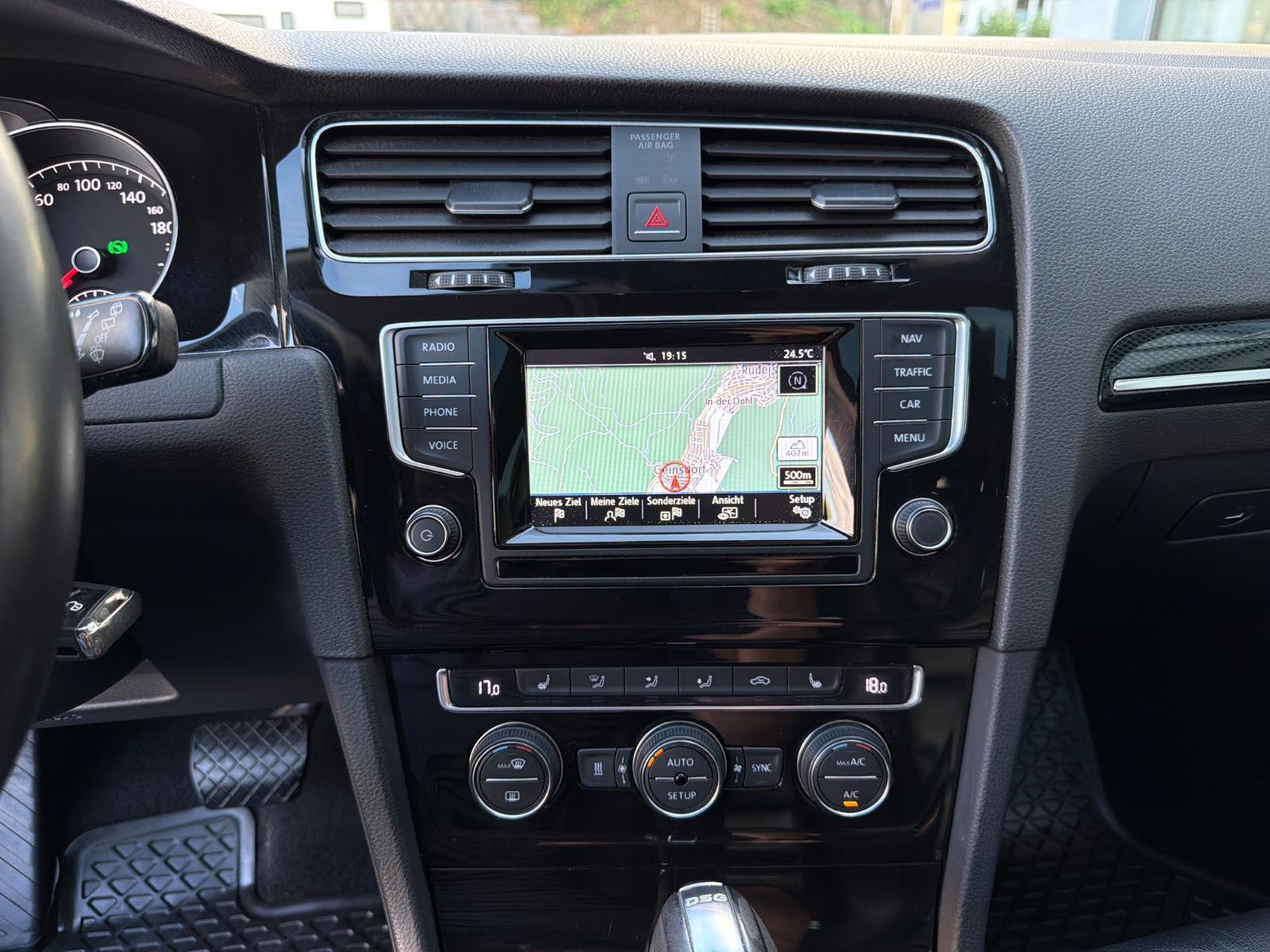 Volkswagen Golf VII 1.4 TSI Lim. Highline DSG*Pano*Standhz