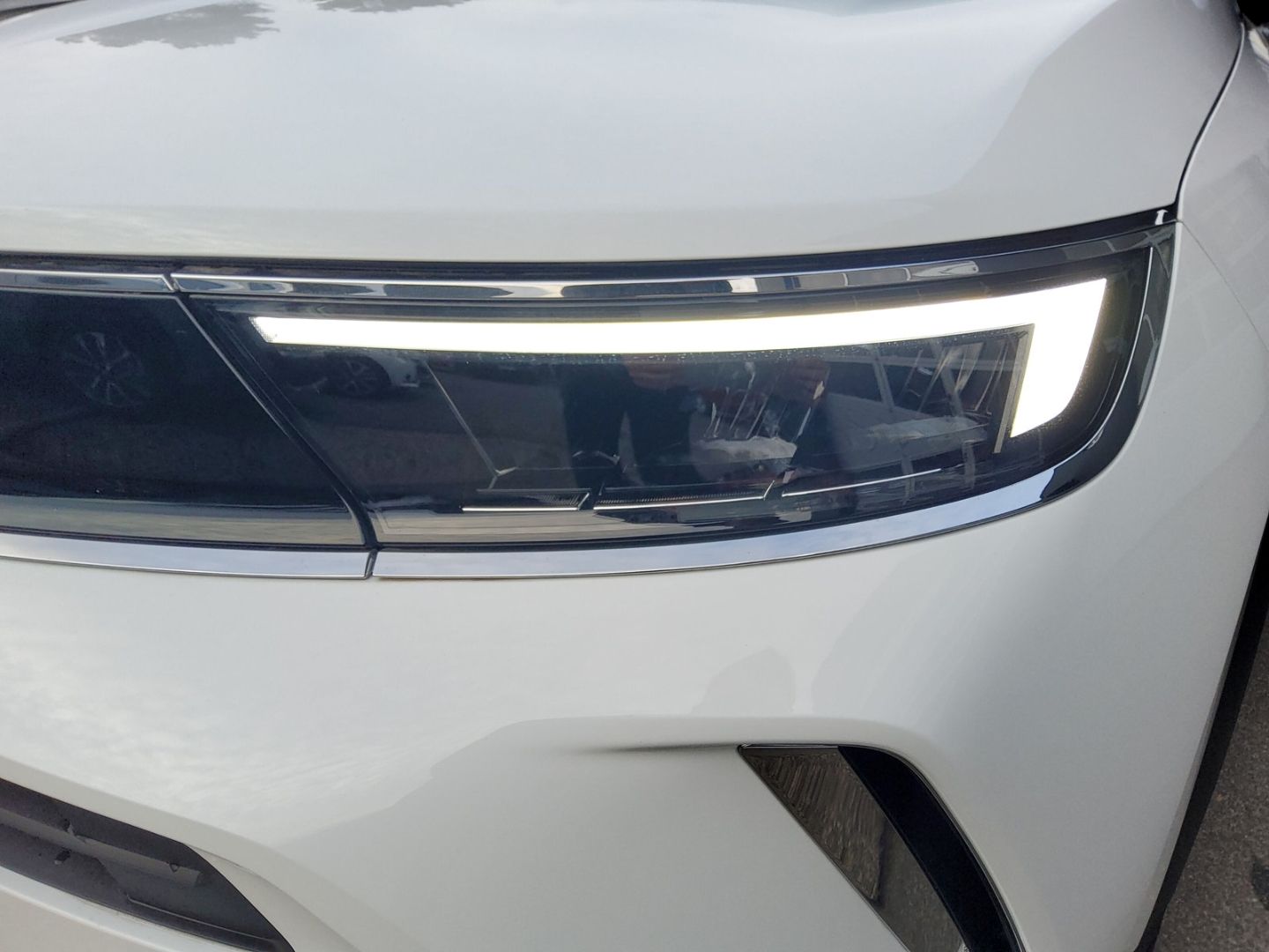 Fahrzeugabbildung Opel Mokka-e Elegance 100 kw LED Scheinwerferreg. App