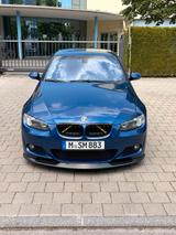 BMW E93 330 I Cabrio Mpacket - BMW 330 aus 2007: 330i