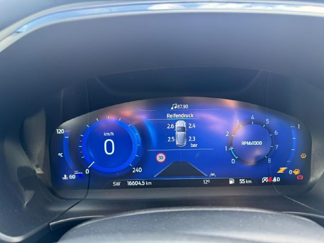 Ford Kuga 1.5 ST-Line X AHKGJR