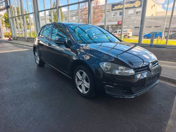 Volkswagen Golf - 3